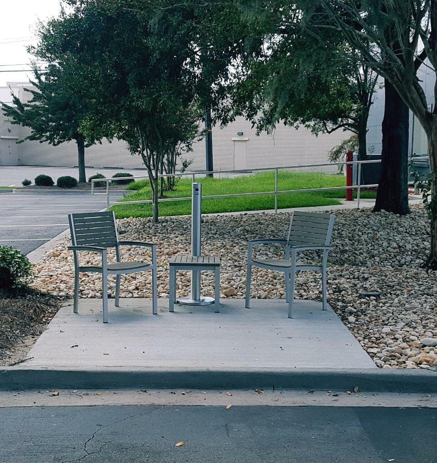 Country Inn & Suites By Radisson, Savannah Midtown, Ga Exterior foto